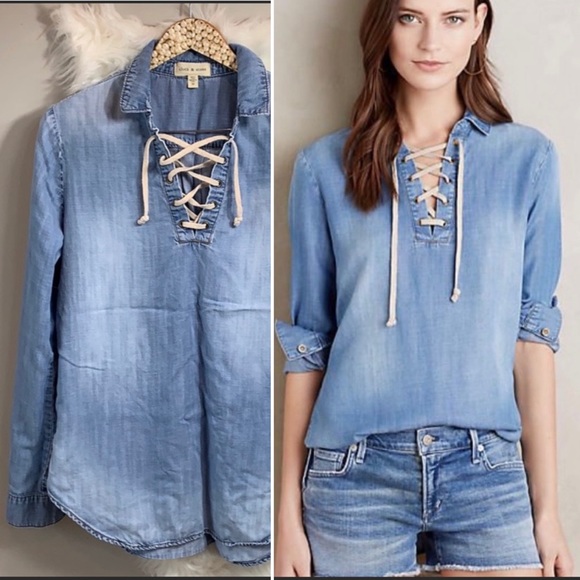 Anthropologie Tops - Anthropologie •Cloth & Stone lace tie chambray top